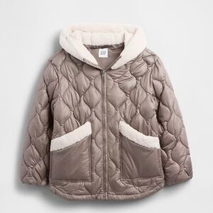 Gap 100% Recycled Relaxed Sherpa-Trim Jacket.Available In Size S, L, 2XL🎁